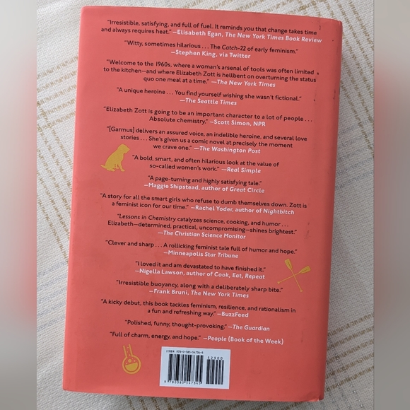 'Lessons in Chemistry' Hard Cover Book by Bonnie Garmus - Picture 2 of 8